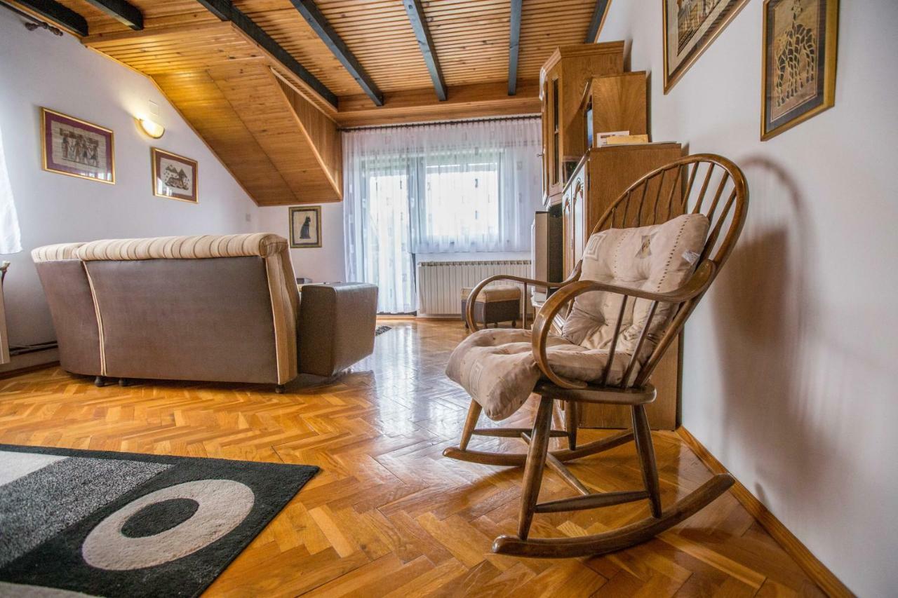 Apartman Ruzica โอกูลิน ภายนอก รูปภาพ